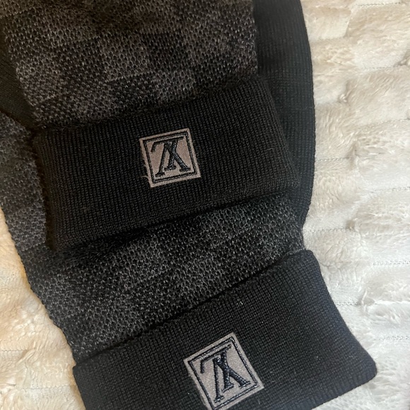 Louis Vuitton Néo Petit Damier Gloves - Picture 3 of 4